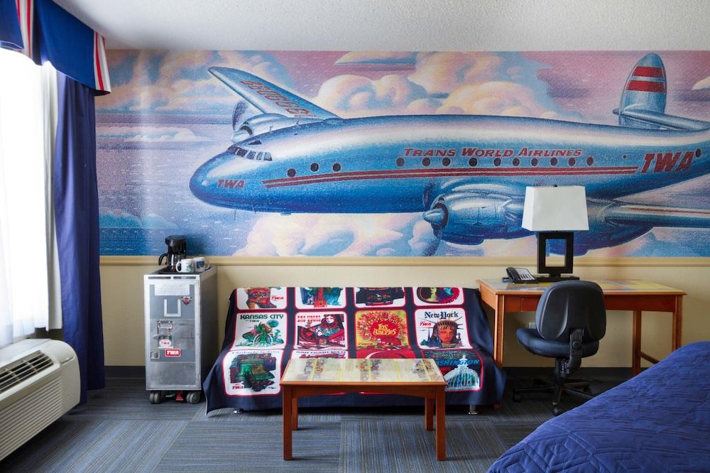 Hotel Westport Kansas City, Tapestry Collection By Hilton Экстерьер фото