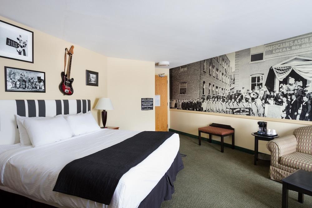 Hotel Westport Kansas City, Tapestry Collection By Hilton Экстерьер фото