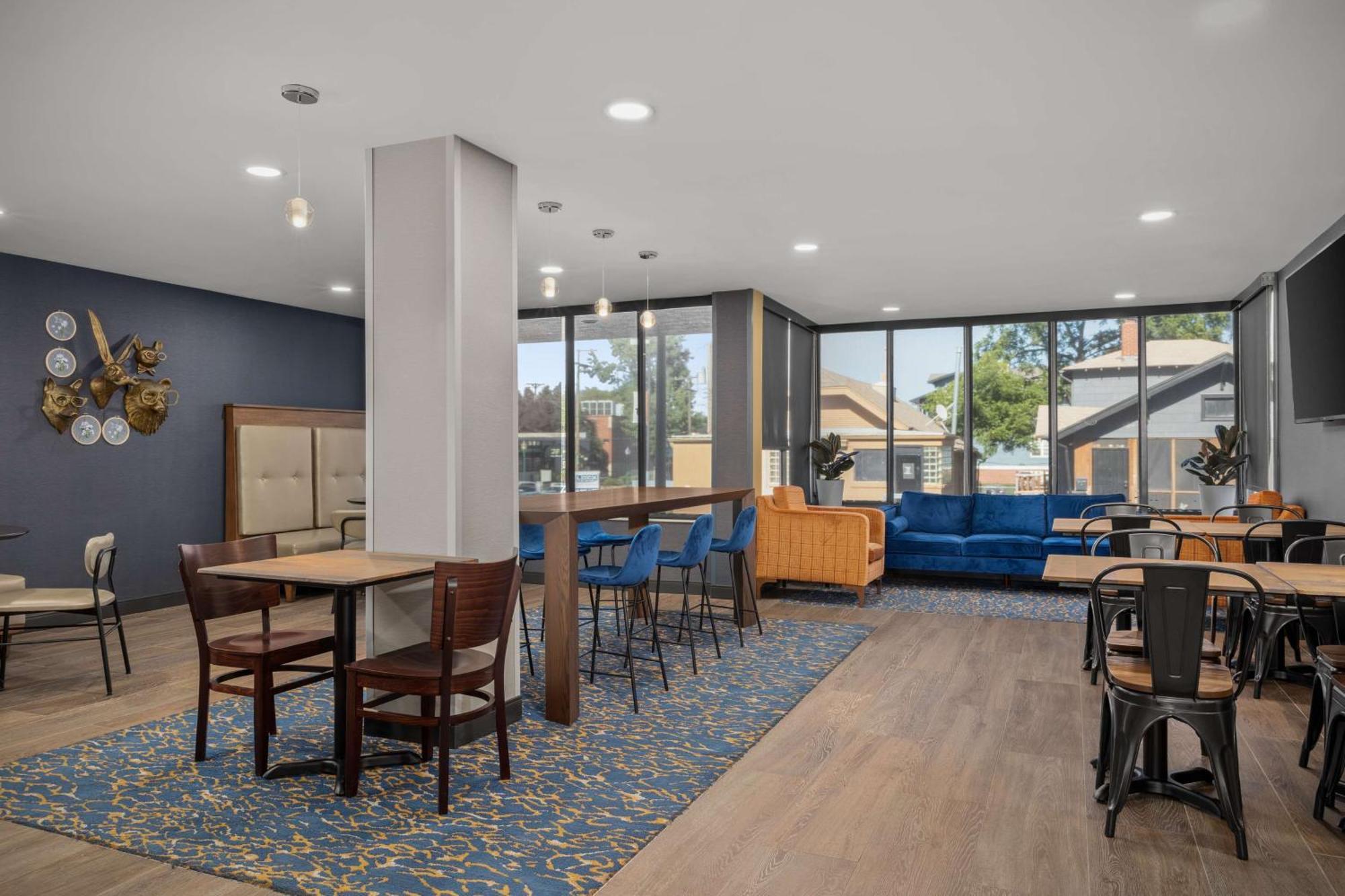 Hotel Westport Kansas City, Tapestry Collection By Hilton Экстерьер фото